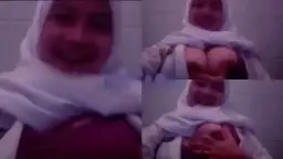 Hijab SM4 Toket Gede Bulat Video by PornTrex Hijab SM4 Toket Gede Bulat Video by PornTrex