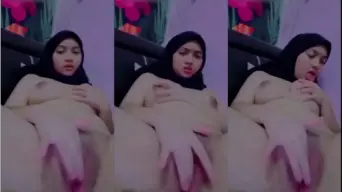 Daun Masih Muda Jilbab Hitam Kobel Memek Pink Video by Beeg Daun Masih Muda Jilbab Hitam Kobel Memek Pink Video by Beeg