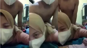 Cewe Jilbab Lagi Tiduran Kena Doggy Video by KingBokep Cewe Jilbab Lagi Tiduran Kena Doggy Video by KingBokep