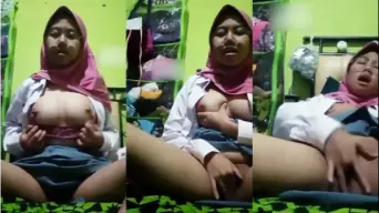 Yolla Tania Hijab SM4 Viral Video by SangeLink Yolla Tania Hijab SM4 Viral Video by SangeLink