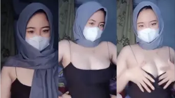 Host Cantik Berhijab Remas Nenen Live Video by PornHub Host Cantik Berhijab Remas Nenen Live Video by PornHub