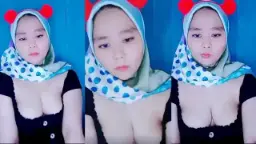 Ukhti Pamer Belahan TT Dedek Rara Video by HQporner