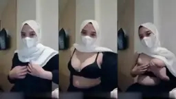 Hijab Camilla Mainin Toket Video by TXXX