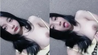 Calla Spill Toket Sambil Melet2 Viral Video by RedTube