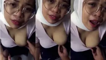 POV Hijab Tante Yana Handjob kontol Video by xVideos