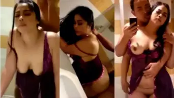 Selingkuh Doggy di Kamar Mandi Video by BebasIndo